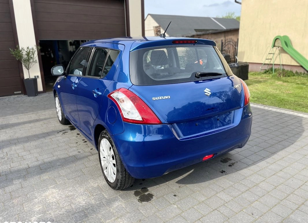 Suzuki Swift cena 21900 przebieg: 168075, rok produkcji 2011 z Sochaczew małe 781